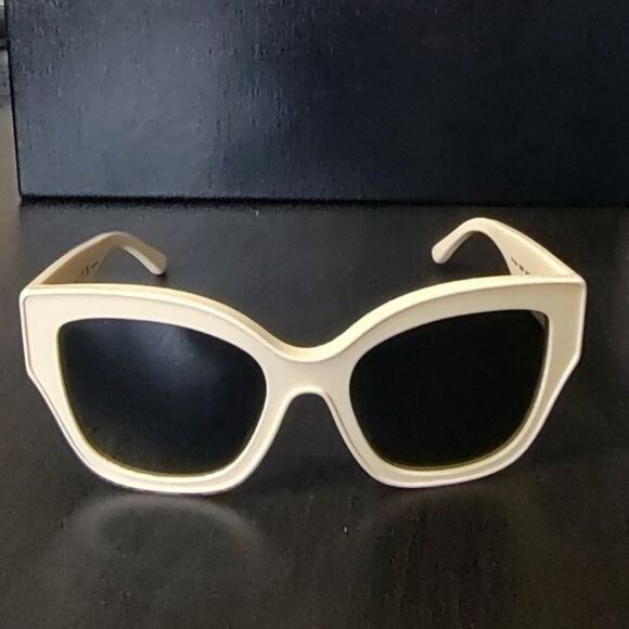 TORY BURCH Ivory Cat Eye Sunglasses TY7184U  I - Picture 7 of 15